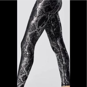 Carbon38 Snakeskin Leggings New With Tags